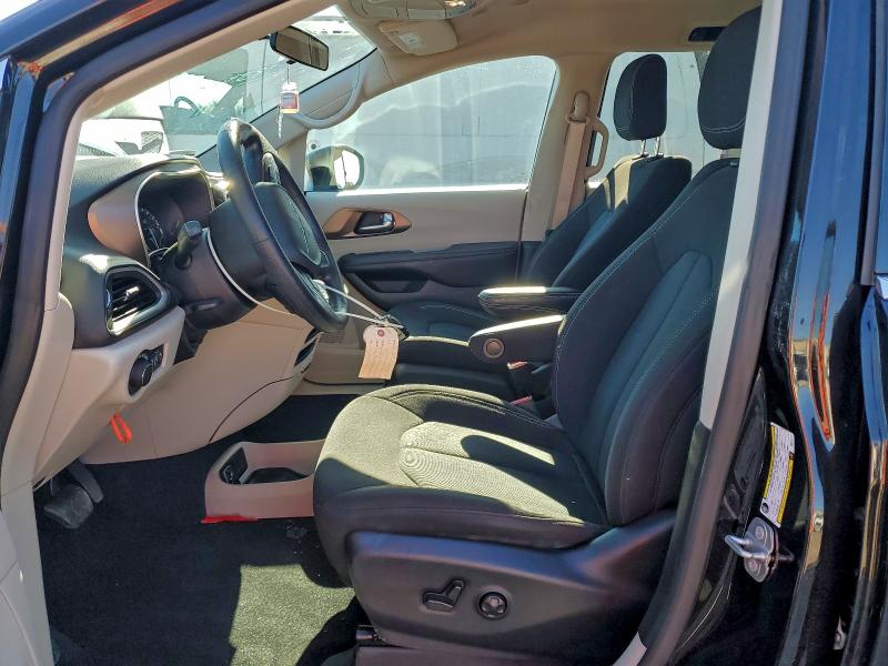 Photo 7 from auction – 2021 CHRYSLER VOYAGER LX with VIN 2C4RC1CG4MR571127