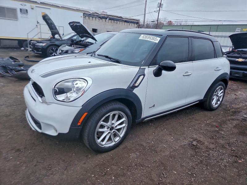 MINI COOPER S C 2015 with VIN WMWZC5C52FWP43233 - Photo from auction