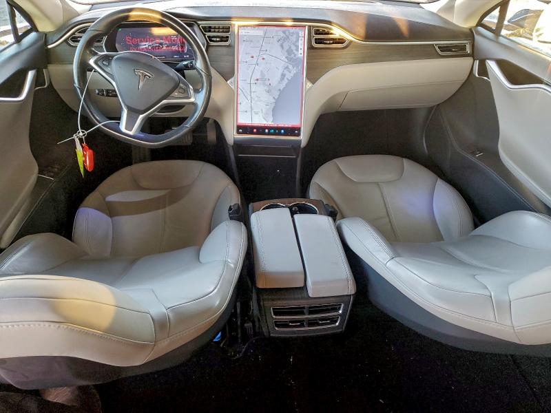 Photo 8 from auction – 2014 TESLA MODEL S with VIN 5YJSA1H15EFP52424