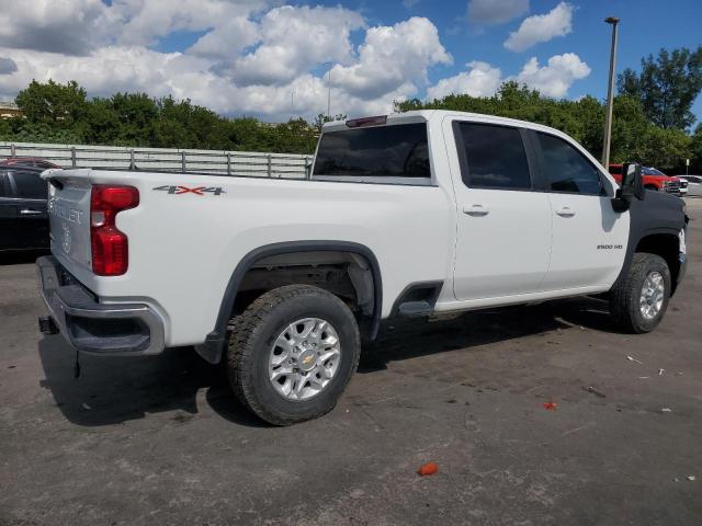 Photo 3 from auction – 2022 CHEVROLET SILVERADO with VIN 1GC1YNEY2NF342112