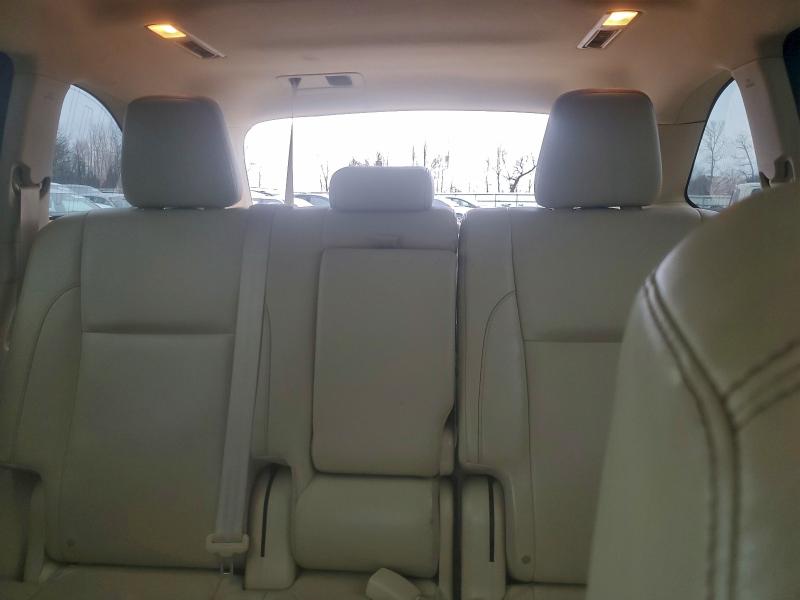 Photo 10 from auction – 2016 TOYOTA HIGHLANDER with VIN 5TDJKRFH4GS317321
