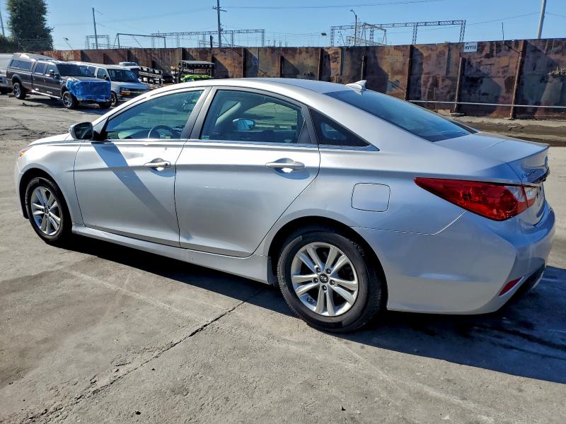 Photo 2 from auction – 2014 HYUNDAI SONATA GLS with VIN 5NPEB4AC5EH897729