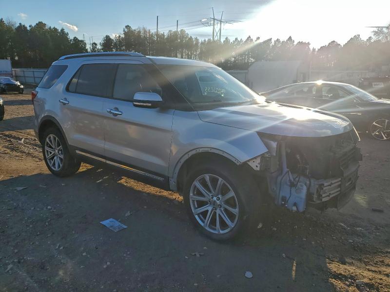 Photo 4 from auction – 2016 FORD EXPLORER L with VIN 1FM5K8F86GGB88144