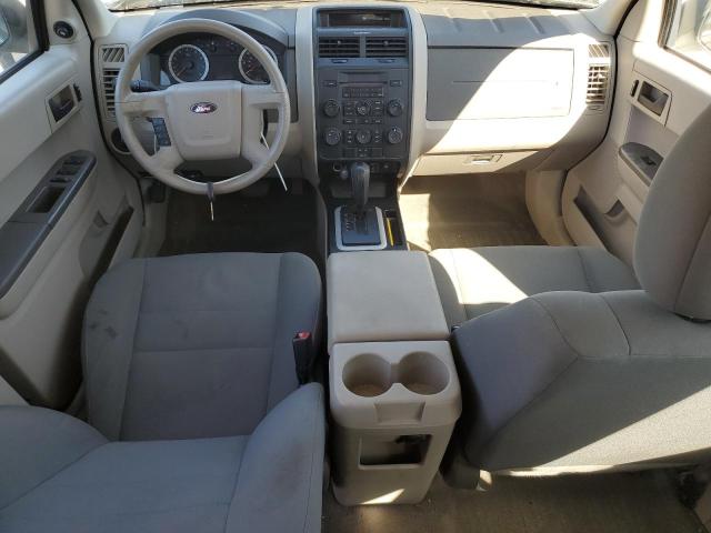 Photo 8 from auction – 2010 FORD ESCAPE XLS with VIN 1FMCU0C79AKC07580