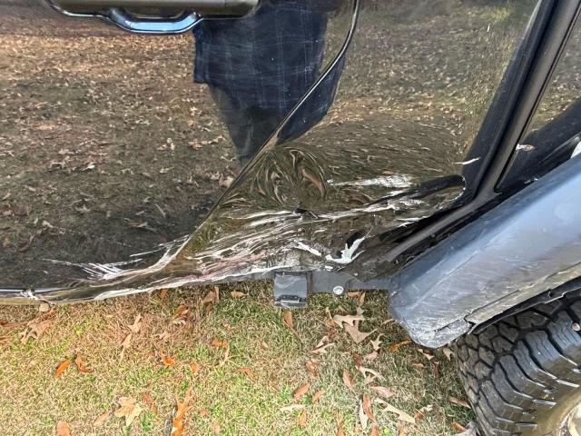Photo 11 from auction – 2023 JEEP GLADIATOR with VIN 1C6JJTBG9PL574786