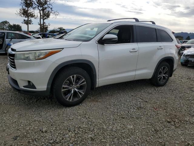TOYOTA HIGHLANDER 2016 z numerem VIN 5TDJKRFH3GS241803 - Zdjęcie z aukcji