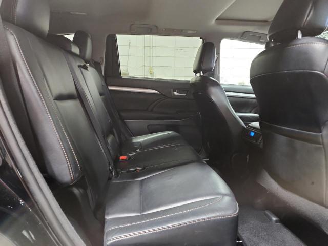 Photo 11 from auction – 2016 TOYOTA HIGHLANDER with VIN 5TDJKRFH2GS289986
