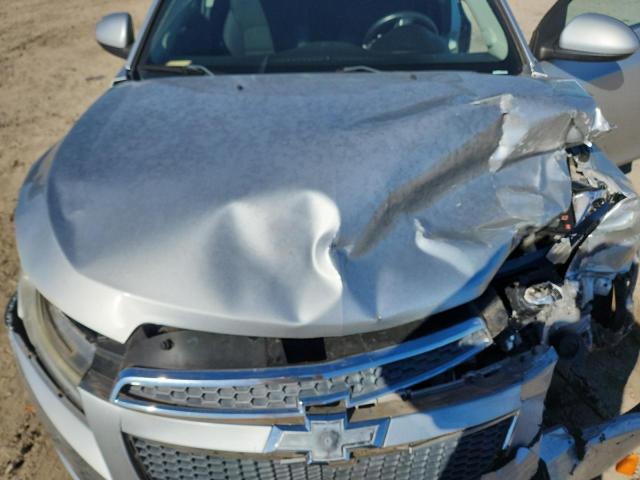Photo 11 from auction – 2014 CHEVROLET CRUZE LT with VIN 1G1PC5SB2E7346320