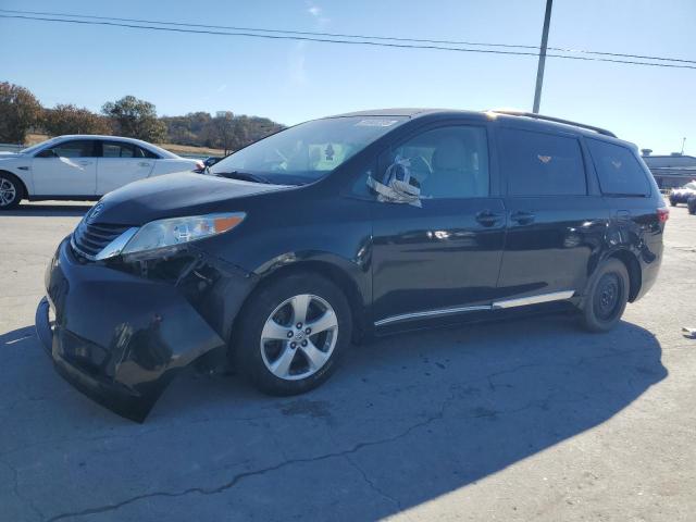 TOYOTA SIENNA 2016 with VIN 5TDKK3DC7GS714336 - Photo from auction