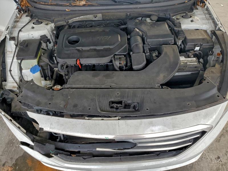 Photo 11 from auction – 2015 HYUNDAI SONATA SE with VIN 5NPE24AF3FH233487