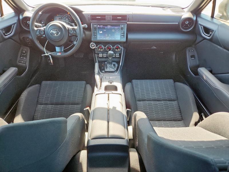 Photo 8 from auction – 2023 TOYOTA GR 86 with VIN JF1ZNBC14P8760426