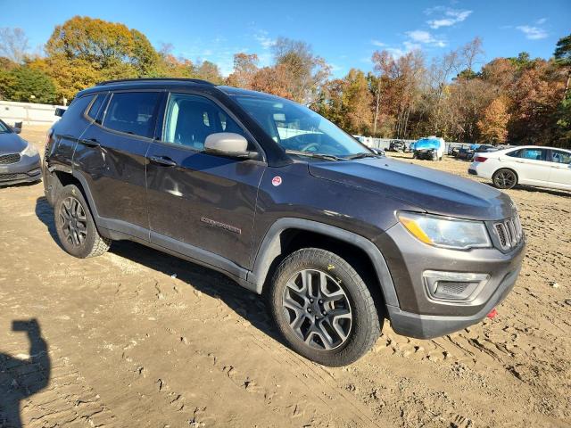 Photo 4 from auction – 2019 JEEP COMPASS with VIN 3C4NJDDB9KT748029