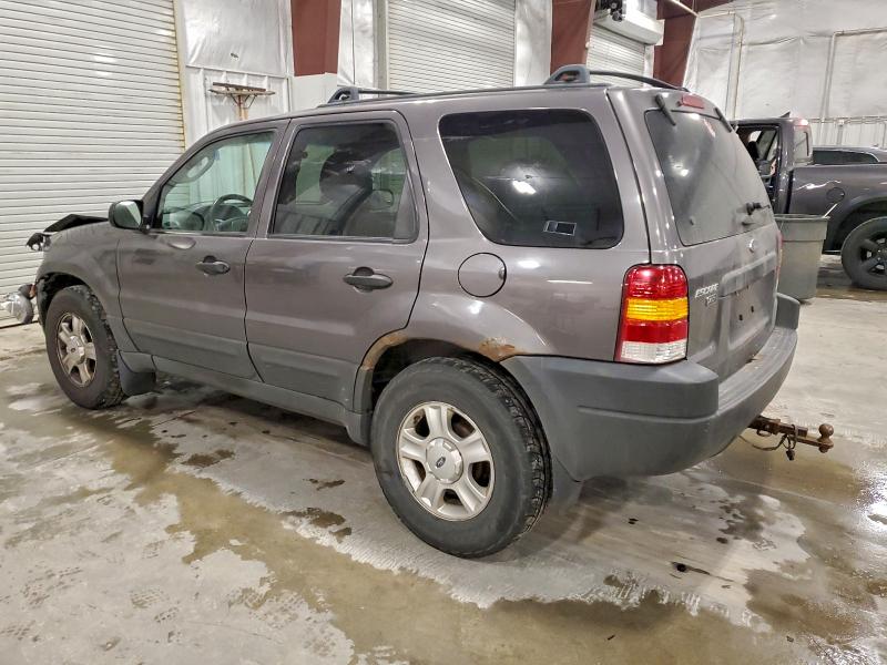 Photo 2 from auction – 2003 FORD ESCAPE XLT with VIN 1FMYU93133KB77453