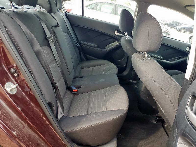 Photo 10 from auction – 2018 KIA FORTE LX with VIN 3KPFL4A79JE236689