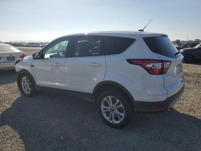 Photo 2 from auction – 2017 FORD ESCAPE SE with VIN 1FMCU0G98HUE16352