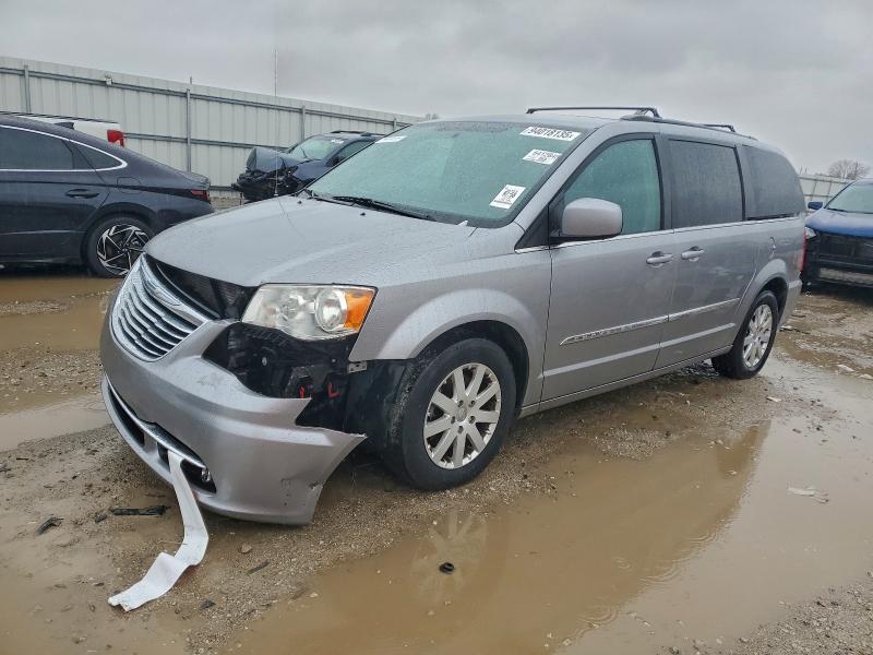 CHRYSLER TOWN & COU 2016 with VIN 2C4RC1BG5GR212701 - Photo from auction