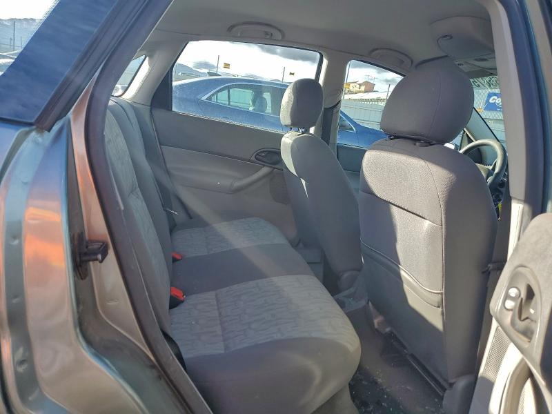 Photo 10 from auction – 2005 FORD FOCUS ZX4 with VIN 1FAFP34N15W310293