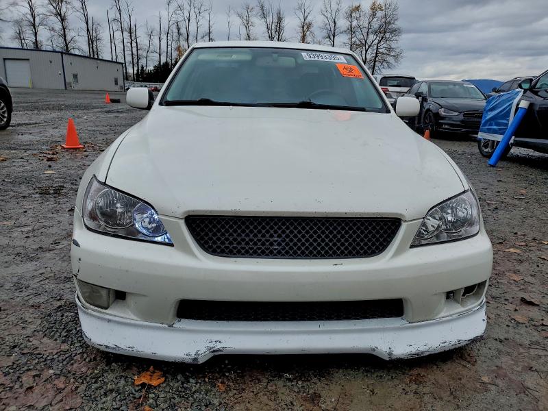 Photo 5 from auction – 2002 LEXUS IS 300 with VIN JTHBD192820053571