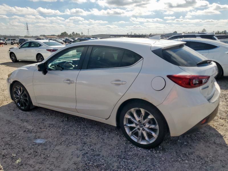 Photo 2 from auction – 2016 MAZDA 3 TOURING with VIN JM1BM1M3XG1295099