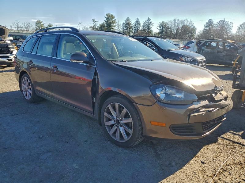 Photo 4 from auction – 2011 VOLKSWAGEN JETTA TDI with VIN 3VWPL7AJ3BM634681