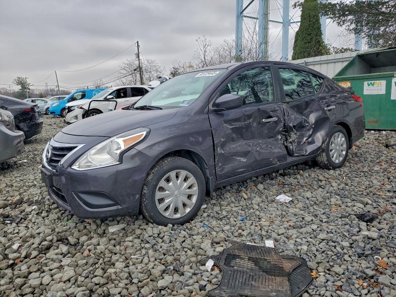 NISSAN VERSA S 2015 with VIN 3N1CN7AP6FL881580 - Photo from auction