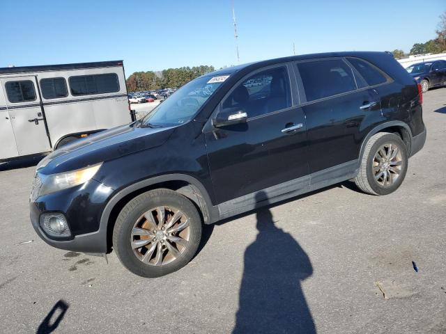 KIA SORENTO 2011 with VIN 5XYKU4A25BG013795 - Photo from auction