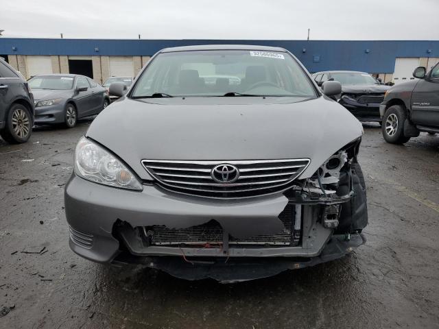Photo 5 from auction – 2005 TOYOTA CAMRY LE with VIN 4T1BE32K95U961332