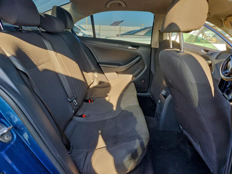 Photo 10 from auction – 2015 VOLKSWAGEN JETTA BASE with VIN 3VW1K7AJ4FM298666