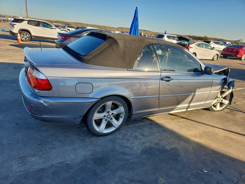 Photo 3 from auction – 2004 BMW 330 CI with VIN WBABW53404PL44098