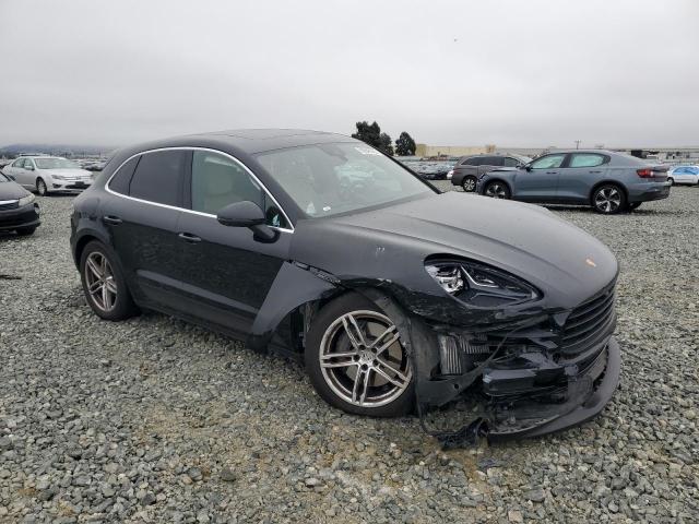 Photo 4 from auction – 2021 PORSCHE MACAN S with VIN WP1AB2A5XMLB33324