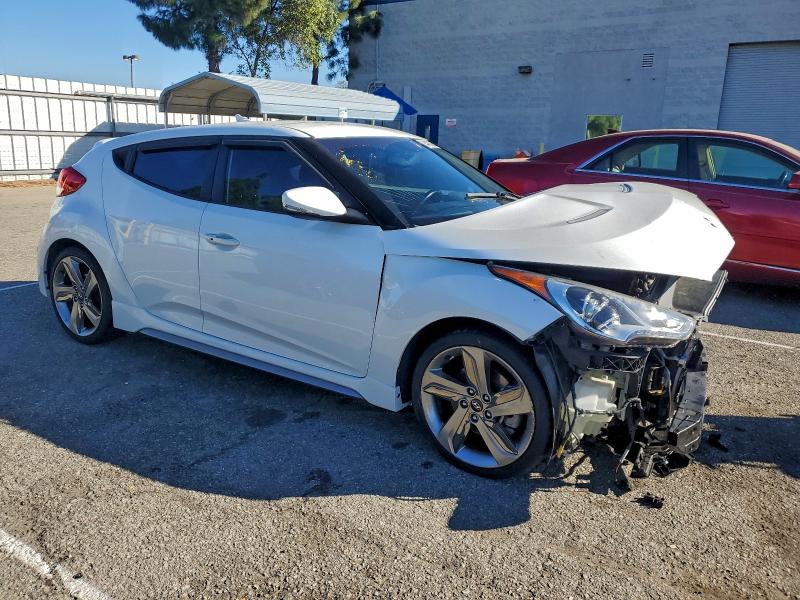 Photo 4 from auction – 2015 HYUNDAI VELOSTER T with VIN KMHTC6AE2FU216849