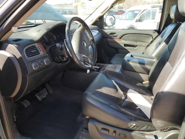 Photo 7 from auction – 2010 CHEVROLET AVALANCHE with VIN 3GNVKGE03AG122132