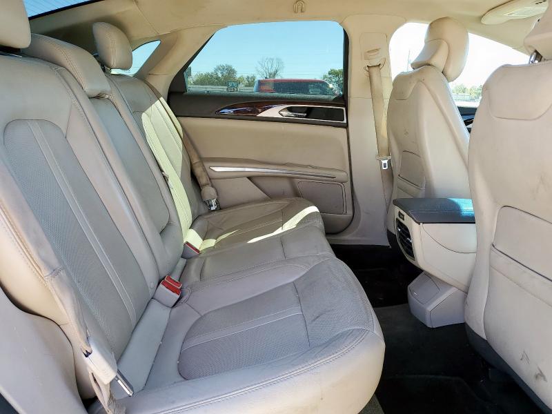 Photo 10 from auction – 2016 LINCOLN MKZ with VIN 3LN6L2GK8GR611937