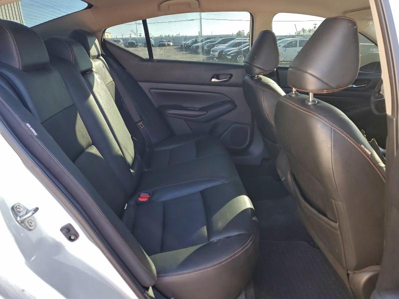 Photo 10 from auction – 2019 NISSAN ALTIMA SR with VIN 1N4BL4CV6KC259307
