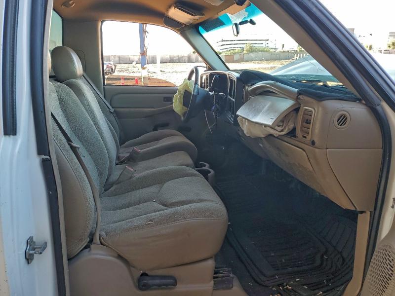 Photo 10 from auction – 2004 CHEVROLET SILVERADO with VIN 1GCHC24U14E386911