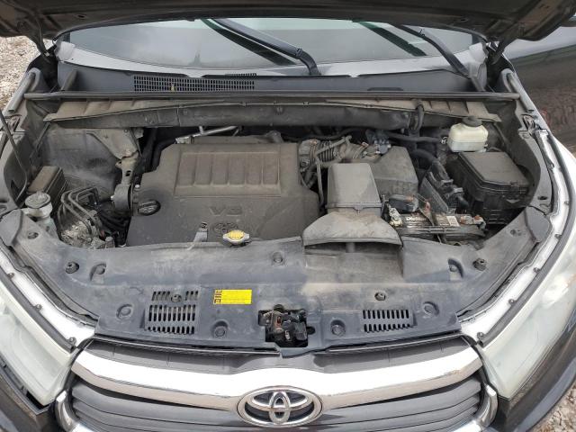 Photo 12 from auction – 2015 TOYOTA HIGHLANDER with VIN 5TDBKRFH8FS102995
