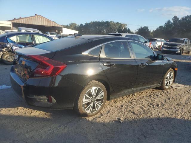 Photo 3 from auction – 2017 HONDA CIVIC with VIN 19XFC1F33HE022893