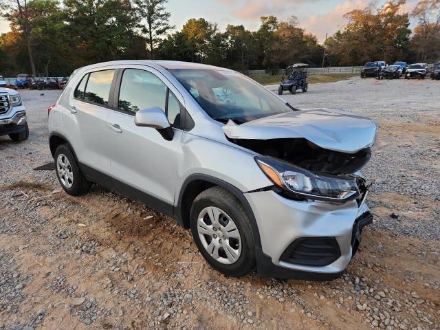 Photo 4 from auction – 2017 CHEVROLET TRAX LS with VIN 3GNCJKSB2HL237311