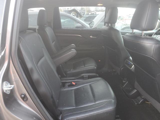 Photo 10 from auction – 2015 TOYOTA HIGHLANDER with VIN 5TDDKRFH8FS101628