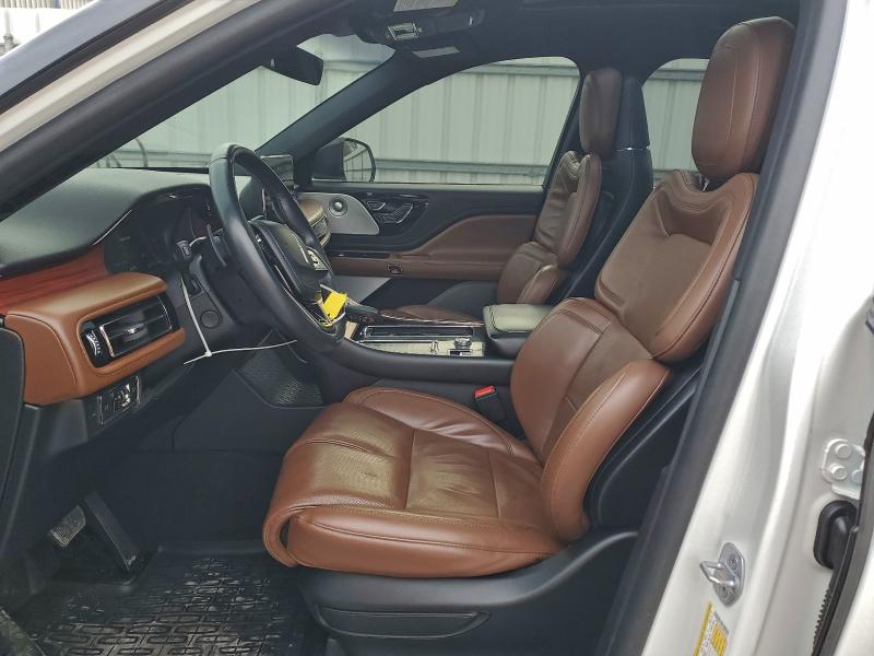 Photo 7 from auction – 2023 LINCOLN AVIATOR RE with VIN 5LM5J7WC0PGL02816