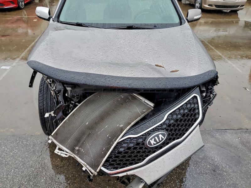 Photo 12 from auction – 2012 KIA SORENTO SX with VIN 5XYKW4A2XCG265179