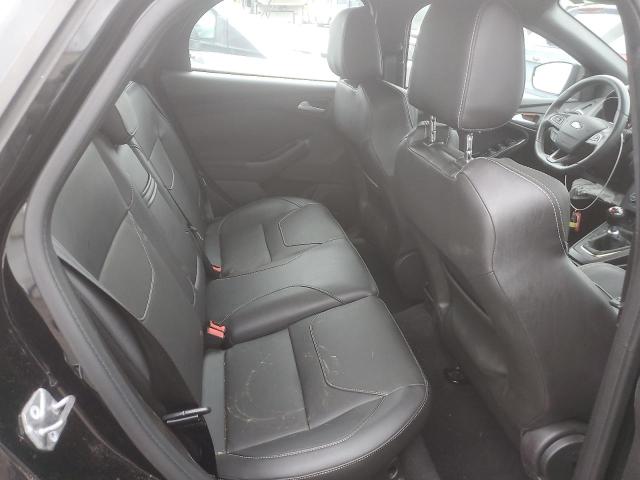 Photo 10 from auction – 2016 FORD FOCUS ST with VIN 1FADP3L97GL301775