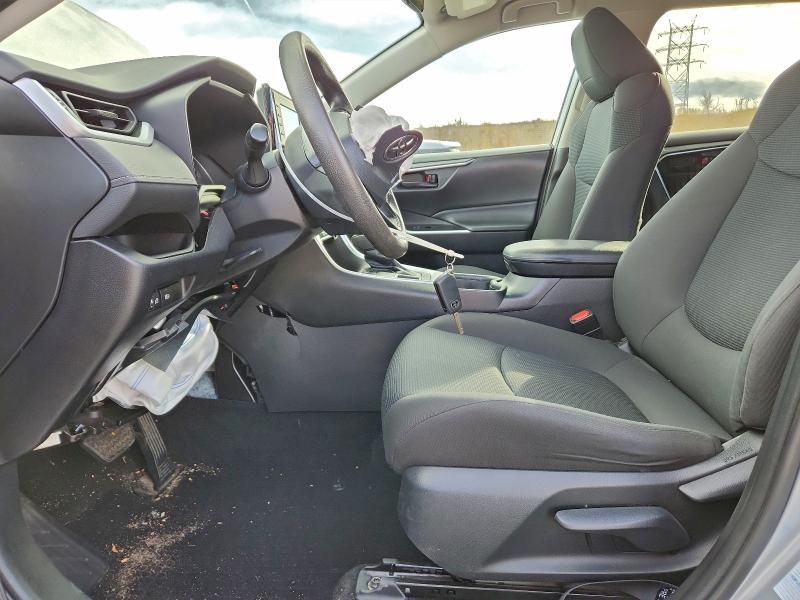 Photo 7 from auction – 2021 TOYOTA RAV4 LE with VIN 2T3F1RFV3MW147879