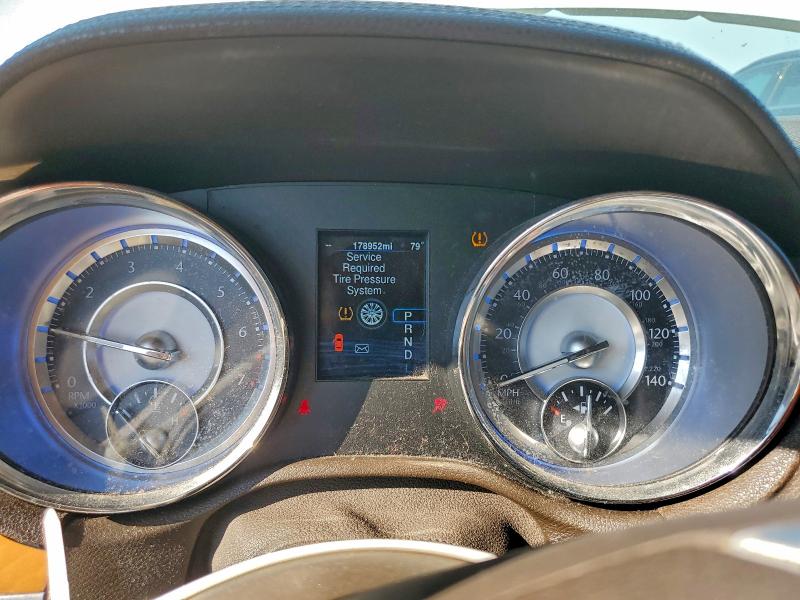 Фото 9 с аукциона – 2014 CHRYSLER 300C с VIN 2C3CCAEG3EH141927