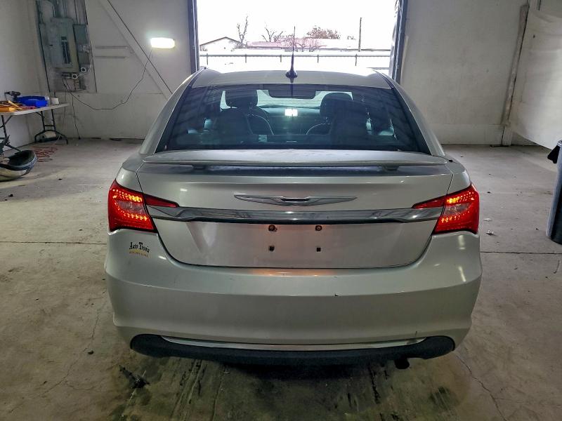 Photo 6 from auction – 2011 CHRYSLER 200 TOURIN with VIN 1C3BC1FB8BN526708