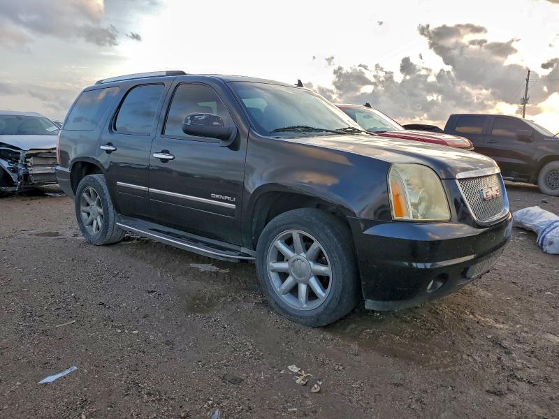 Photo 4 from auction – 2011 GMC YUKON DENA with VIN 1GKS1EEF5BR386465