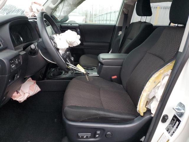 Photo 7 from auction – 2020 TOYOTA 4RUNNER SR with VIN JTEBU5JR1L5801644