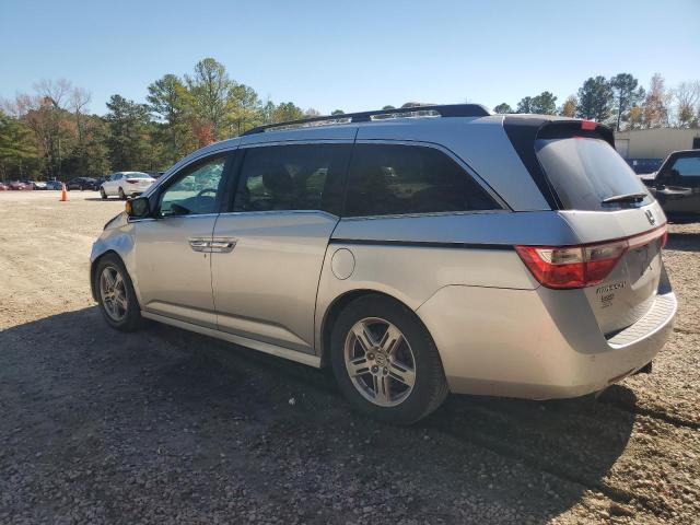 Photo 2 from auction – 2012 HONDA ODYSSEY TO with VIN 5FNRL5H95CB043382