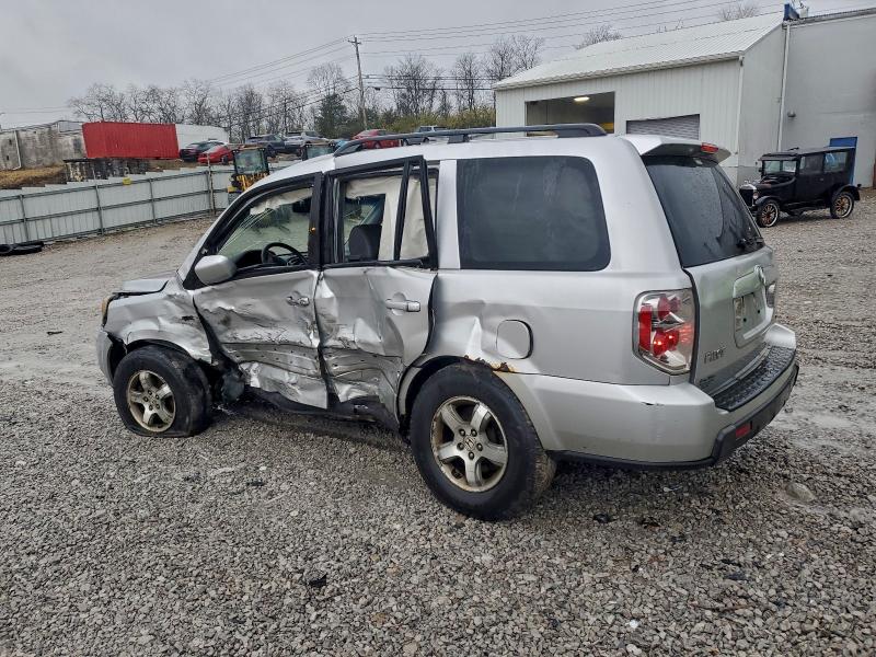 Photo 2 from auction – 2006 HONDA PILOT EX with VIN 2HKYF18516H504785