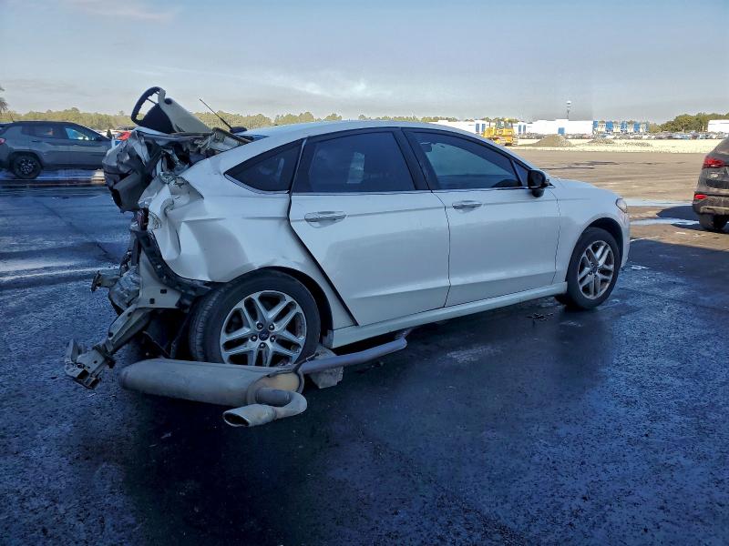 Photo 3 from auction – 2015 FORD FUSION SE with VIN 3FA6P0HD7FR205360
